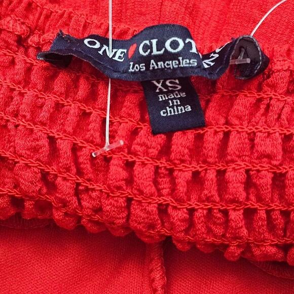 Women's Red Rayon Deep V-Neck Romper With Pockets Size X-Small NWT - Picture 8 of 13